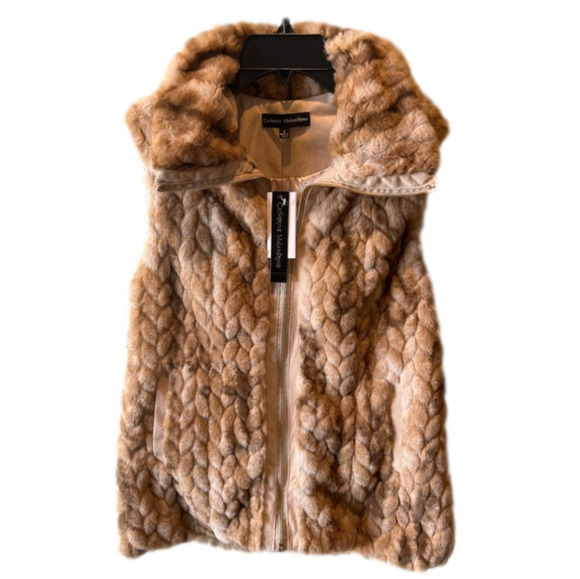 Catherine Malandrino Jackets & Blazers - Beautiful, soft, light mink faux fur vest by Catherine Malandrino NWT